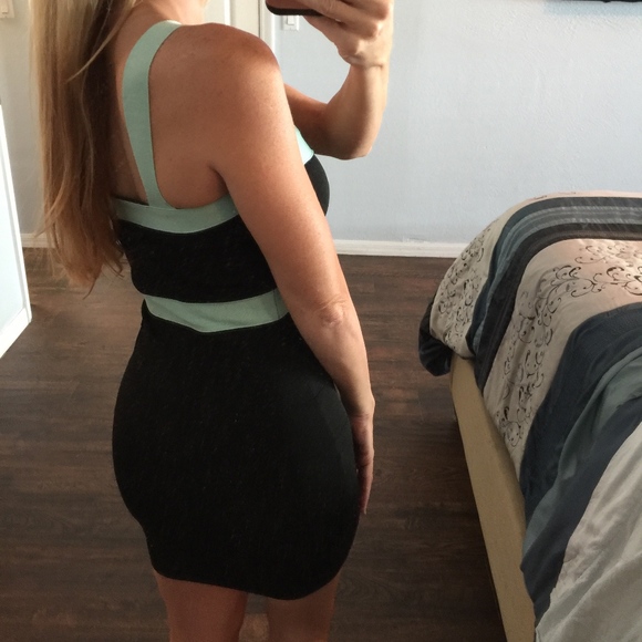 SOLD - Kardashian Kollection bodycon dress - Picture 3 of 3